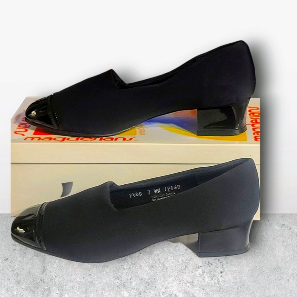 California Magdesians Roza Black Stretch Micro Shoes Size 7WW